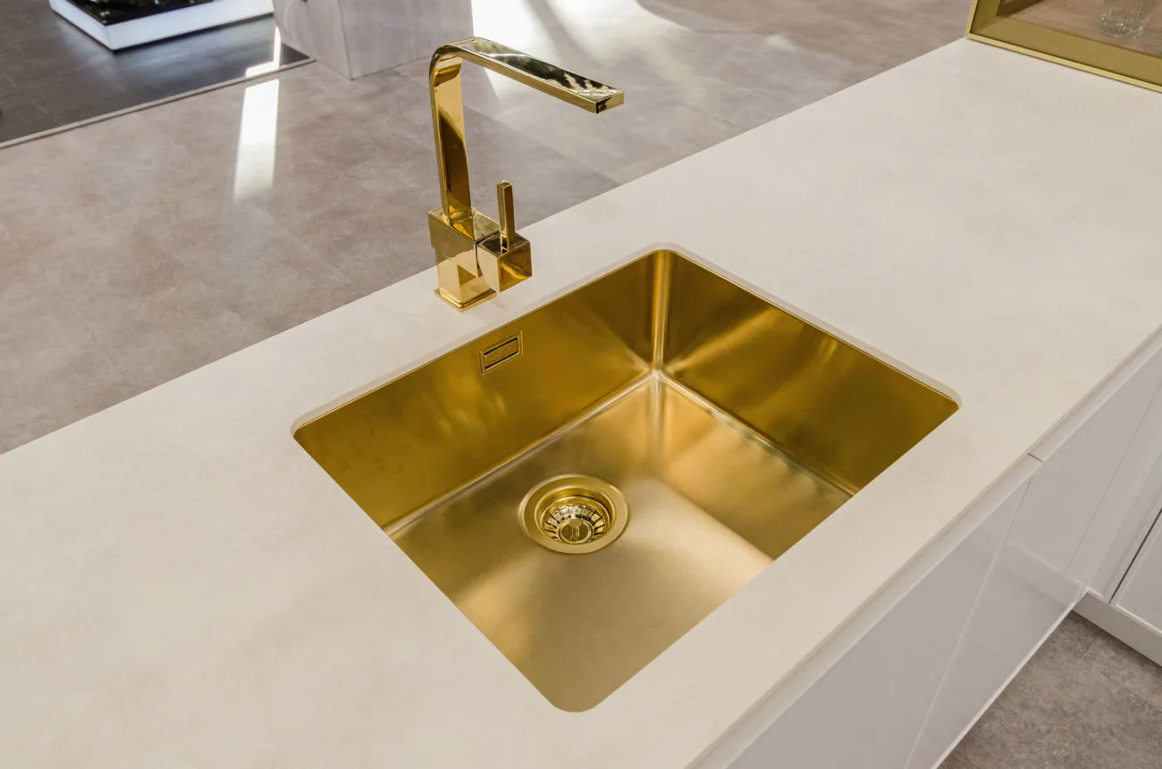 #1 Bucătărie TOP: MDF vopsit, vitrină aurie și mecanisme avansate (showroom) - imagine 10