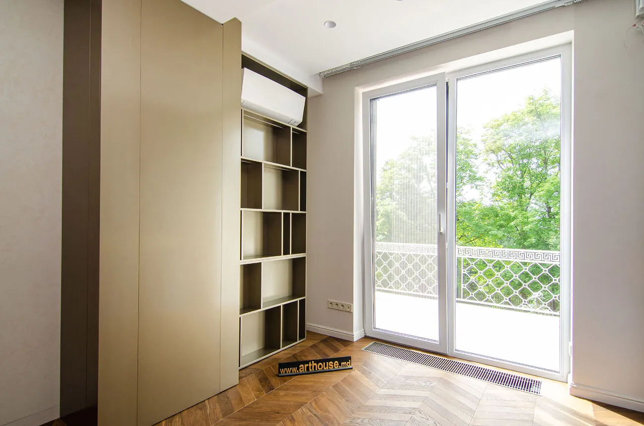 Biblioteca #4060